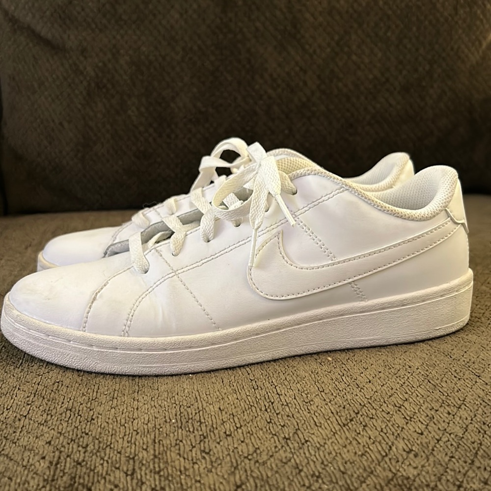 Nike Court Royales